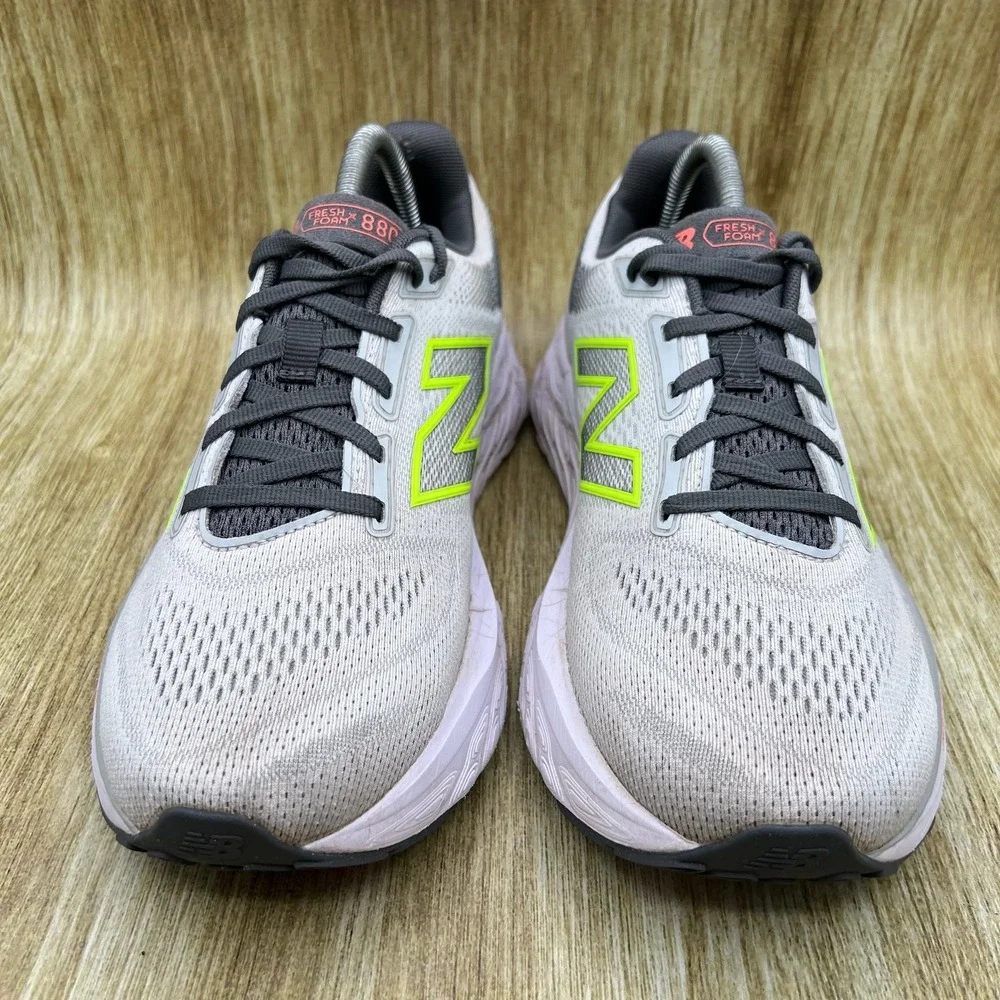New Balance Fresh Foam x 880v14 Women's Size 10 D Running Shoe Grey W880F14